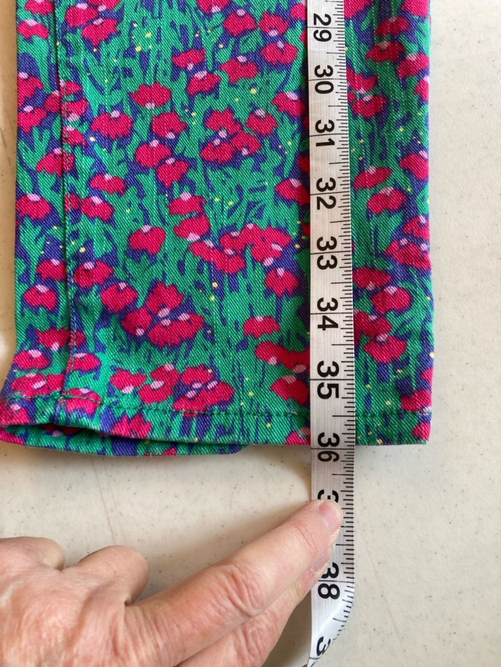 Lilly Pulitzer Green Skinny Jeans with Pink Floral Print - Picture 12 of 15